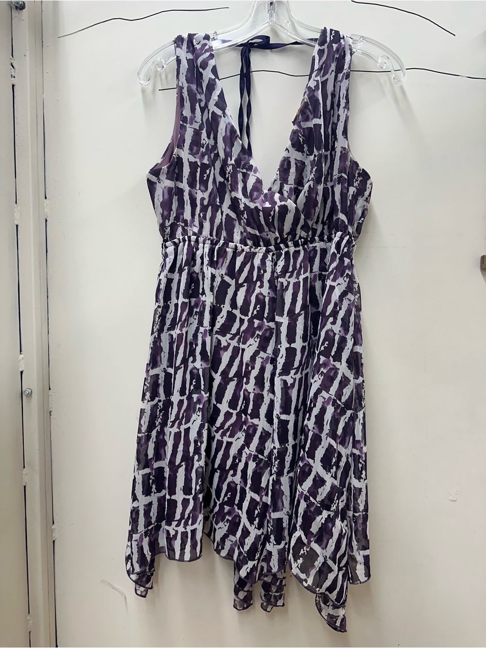 Sleeveless Purple Print V-Neck Dress